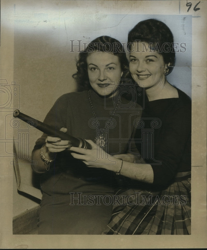 Load image into Gallery viewer, 1956 Press Photo Billie Lowe &amp; Anita Glaze, Miss Flame and Miss Fire Prevention
