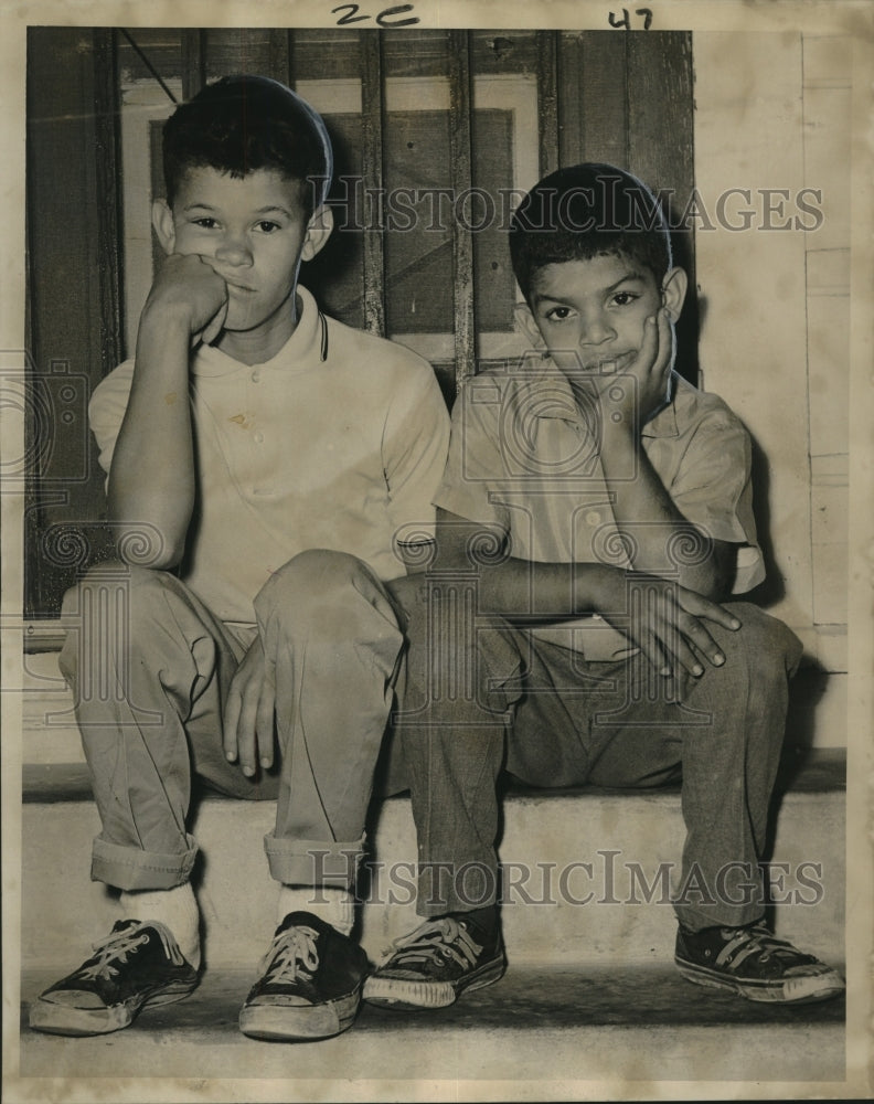 Load image into Gallery viewer, 1966 Press Photo Homer and Alphonse Frederic, bikeless again for Christmas
