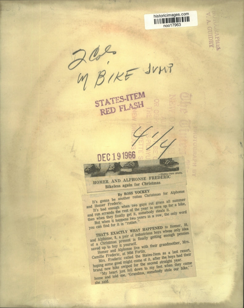 1966 Press Photo Homer and Alphonse Frederic, bikeless again for Christmas