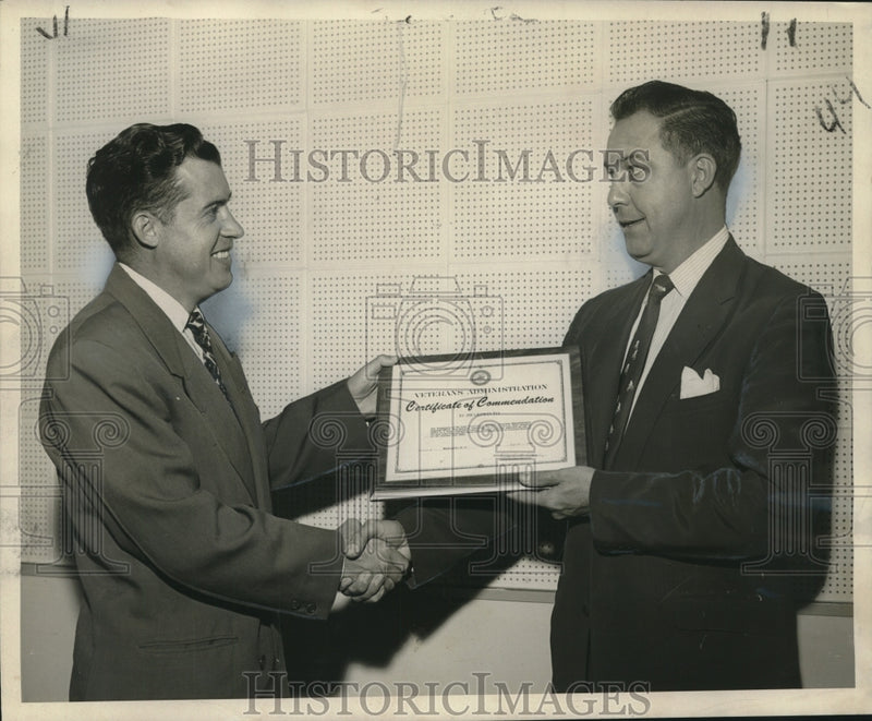 Load image into Gallery viewer, 1956 Press Photo Joseph Finley receives certificate from Charles Banks
