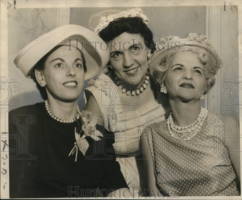 1957 Press Photo Officers installed by Insurance Women of New Orleans