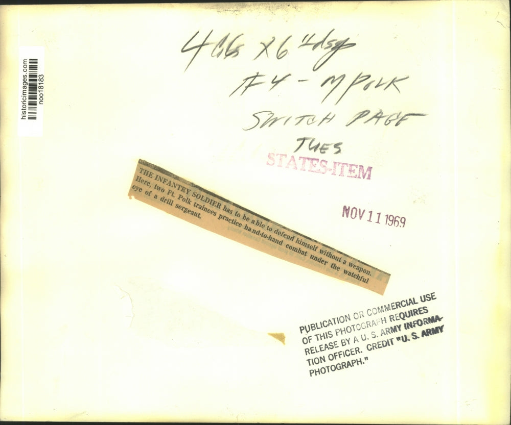 1969 Press Photo U.S. Soldiers Practicing Hand-to-Hand Combat At Fort Polk