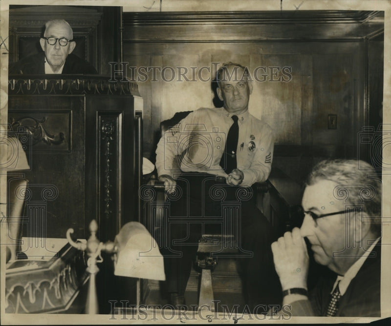 Load image into Gallery viewer, 1954 Press Photo Trial - Sgt. Felix Foret on Witness Stand in Burglary Trial
