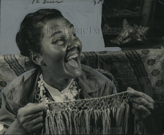 1952 Press Photo Actress Dorothy Franklin as Bloody Mary in "South Pacific"