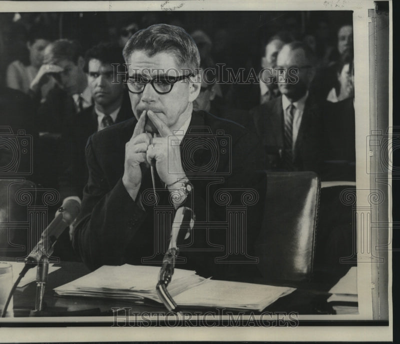 Load image into Gallery viewer, 1967 Press Photo Secretary of Agriculture Orville Freeman At a Hunger Hearing
