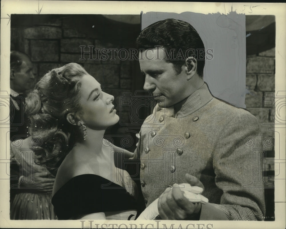 1954 Press Photo Eleanor Parker and John Forsythe in "Escape From Fort Bravo"