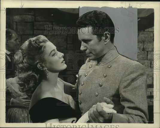 1954 Press Photo Eleanor Parker and John Forsythe in "Escape From Fort Bravo"