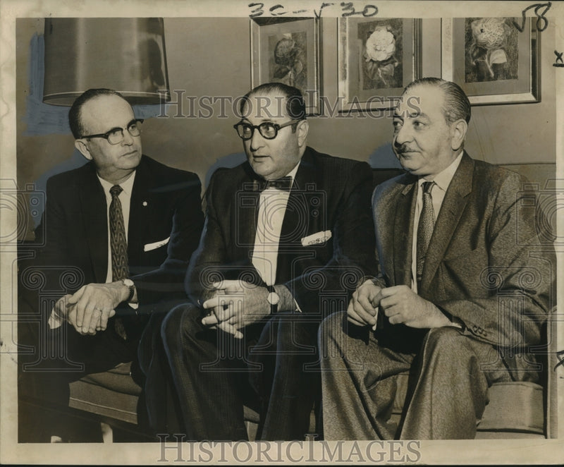 Load image into Gallery viewer, 1958 Press Photo Leaders attend Zionist Organization of America meeting
