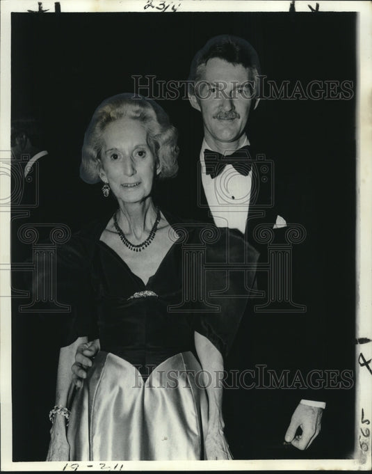 1977 Press Photo Muriel Frances and Jack Cosner at a Gala - noo18993