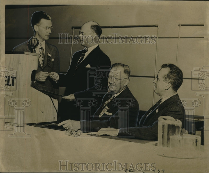 Load image into Gallery viewer, 1949 Press Photo Members of the American Association on Mental Deficiency
