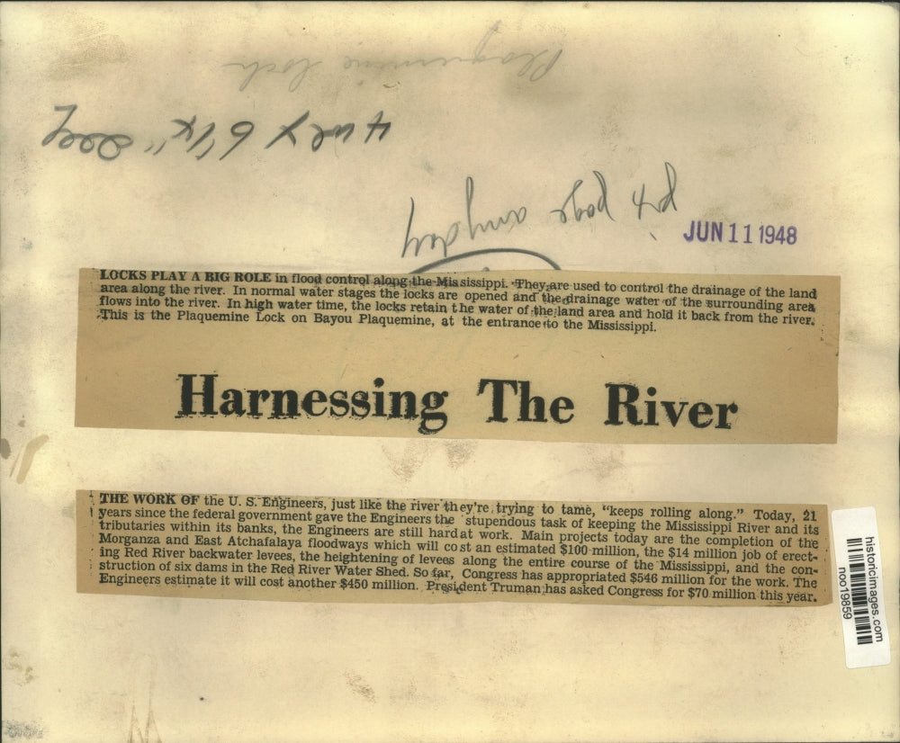 1948 Press Photo Aerial View of the Flood Control Locks On the Mississippi River