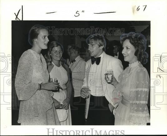 1978 Press Photo Lisa Carrer, Greta Acomb and Steven and Molly St. Paul