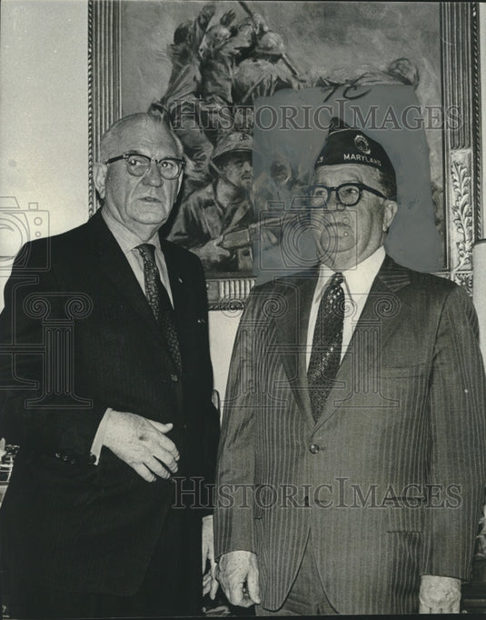 1974 Press Photo American Legion Commander Robert Eaton, Congressman F. Hebert