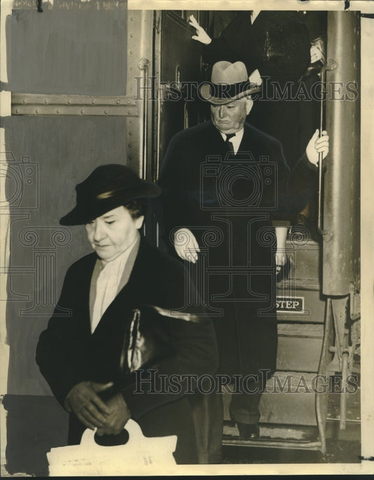 1936 Press Photo Vice President John Nance Garner, Wife Leave New Orleans Train- Historic Images