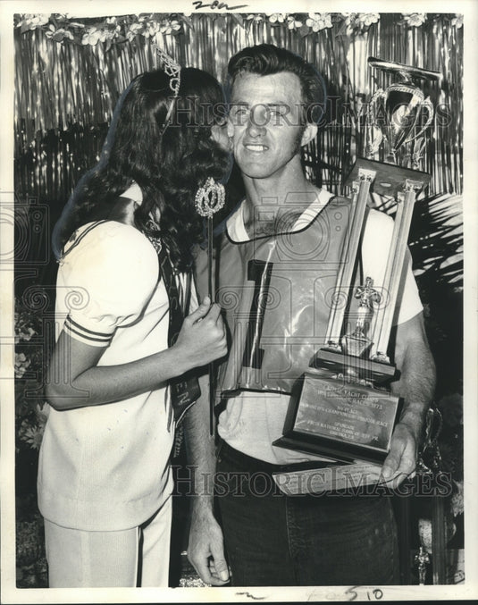1973 Press Photo Louis W. "Billy" Frickey gets a kiss from Kim Bourgeois