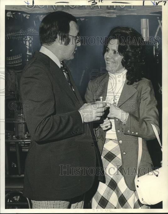 Press Photo Gene Blaum with Gerry Grady- Crippled Children's Hospital Guild Fund- Historic Images