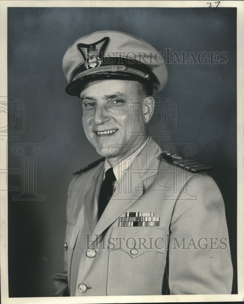 1956 Press Photo Samuel F. Gray, chief of staff of the Eight Coast Guard