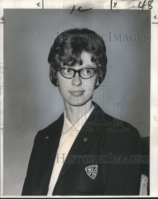 1963 Press Photo Eleanor Gordijenko Passed U.S. Naturalization Test, New Orleans- Historic Images