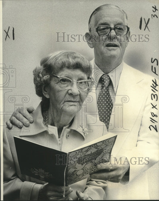1977 Press Photo Mr. & Mrs. Harry Garland Observe 50th Anniversary, New Orleans- Historic Images