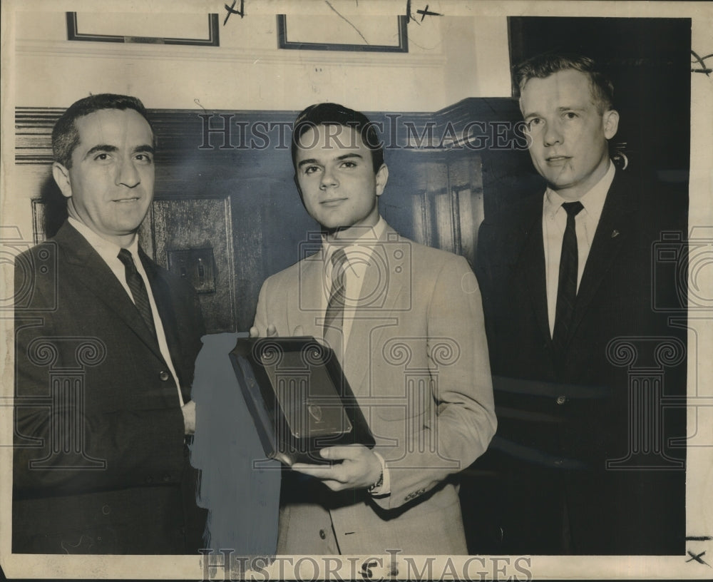 1960 Press Photo Winner of New Orleans Jaycees Essay Contest with Plaque- Historic Images