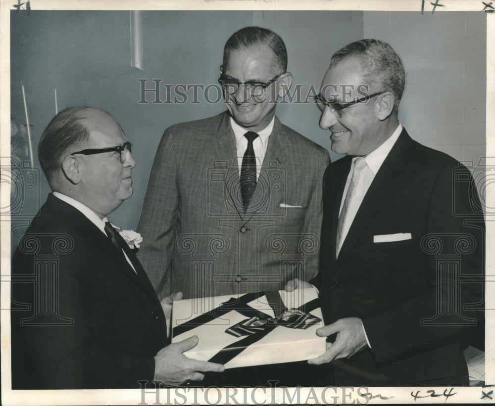 1960 Press Photo B&#39;nai B&#39;rith Leader Honored at New Orleans Dinner- Historic Images