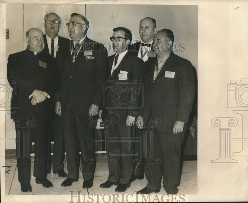 Load image into Gallery viewer, 1967 Press Photo State officers of the Knights of Columbus - noo21480
