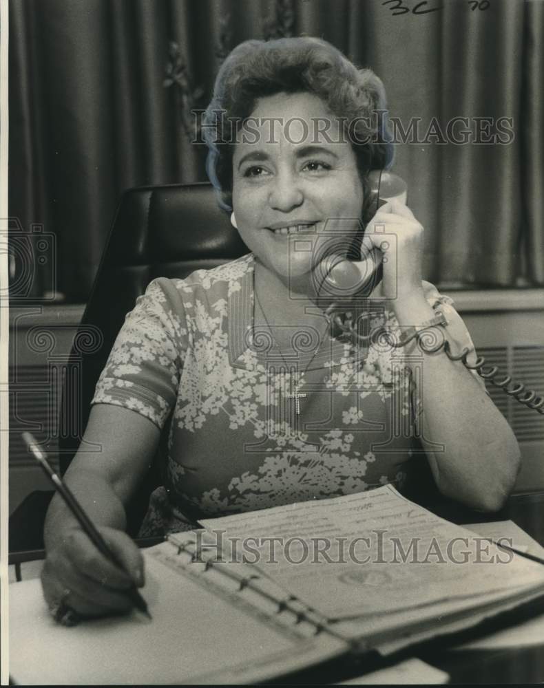 1975 Press Photo Joan Glennon, First Female Chief Department Finance-New Orleans