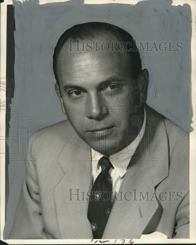 Load image into Gallery viewer, 1955 Press Photo Stanley Gillette - noo21855

