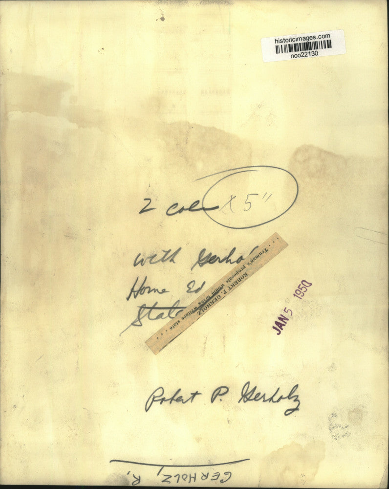 1950 Press Photo Robert P. Gerholz Pouring Coffee - noo22130