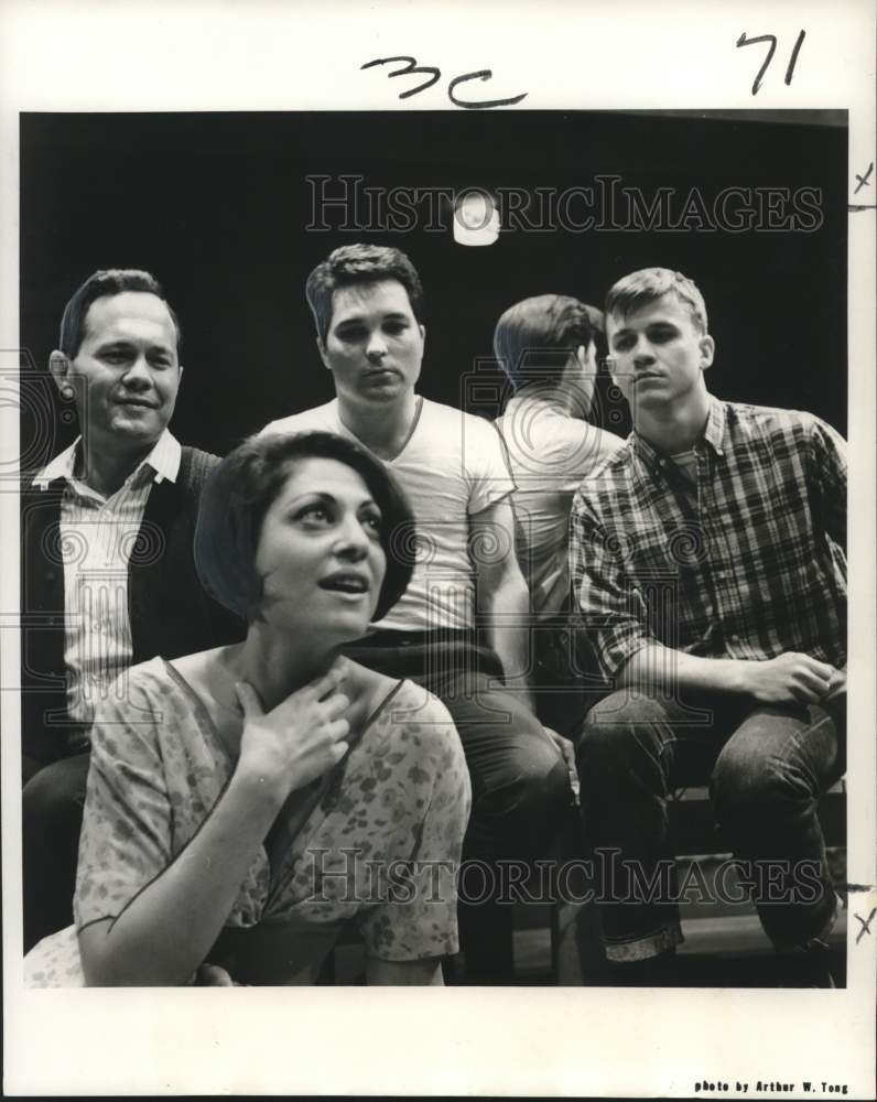 1966 Press Photo Actors & Actresses in Pose From Play "A Streetcar Named Desire"
