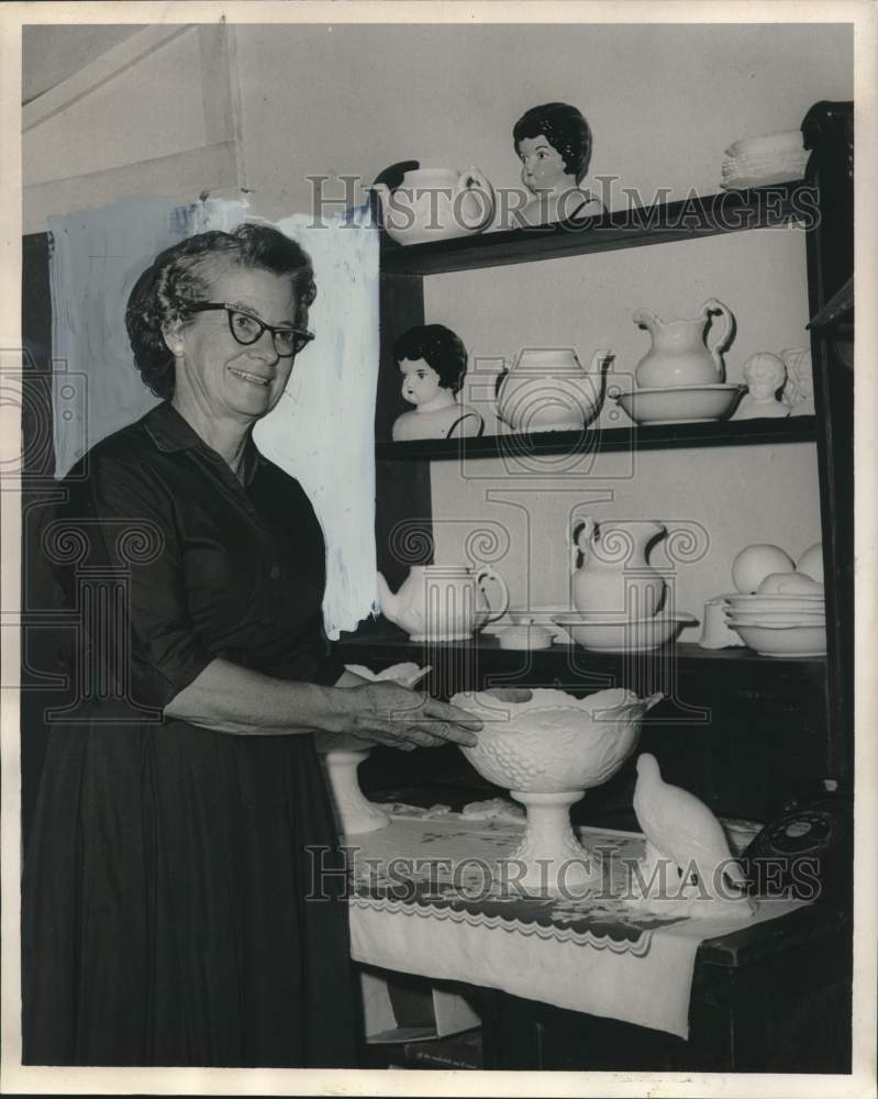 1964 Press Photo Mrs. H. Aaron Peele, 4-H Adult Leader in St. Mary Parish