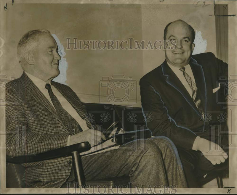 Load image into Gallery viewer, 1963 Press Photo William A. Glennon Jr &amp; Arthur M. Brown-Fair Grounds Racing
