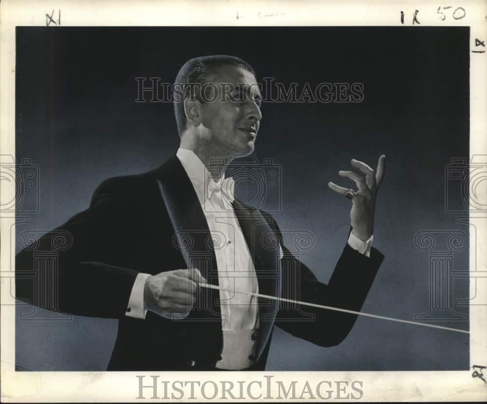 1957 Press Photo Vladimir Golschmann, conductor - Historic Images