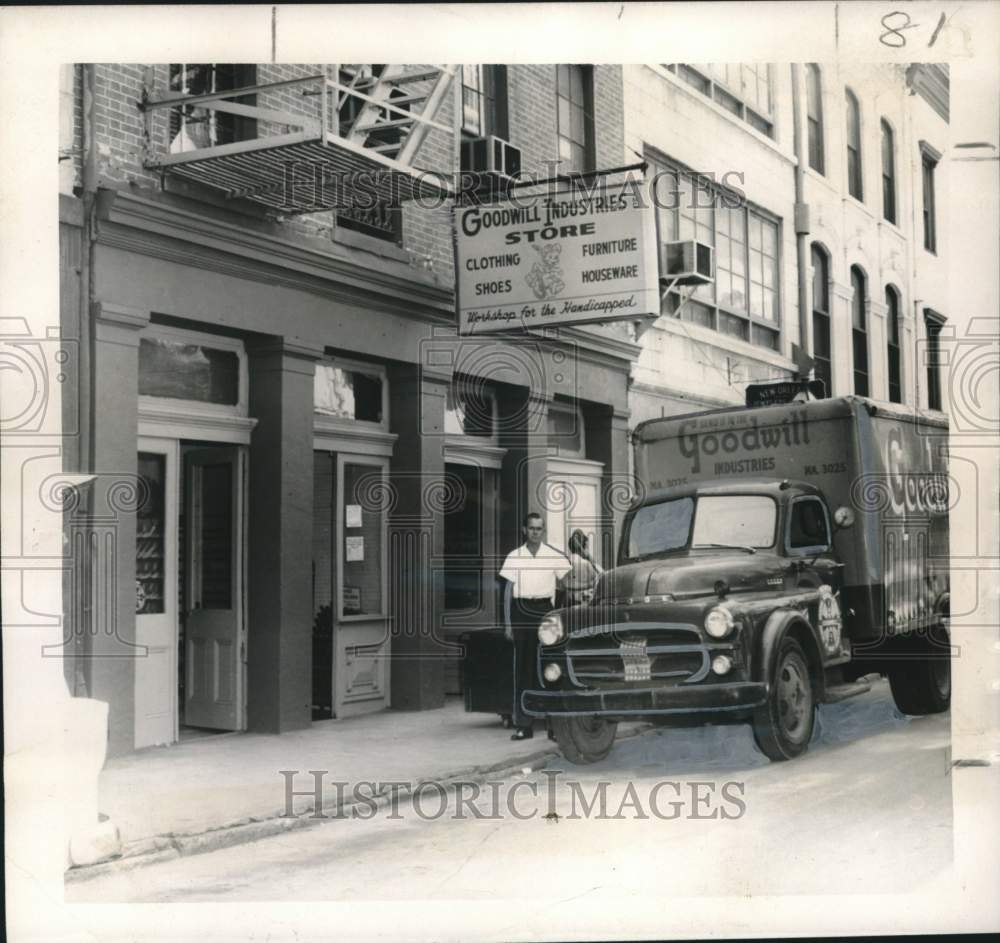 1956 Press Photo Herman S. Jones, Goodwill Industries, New Orleans - noo22889- Historic Images