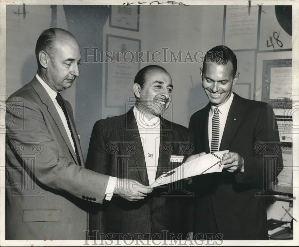 1956 Press Photo Councilman Victor Schiro & A.F. Hanson, Goodwill Industries