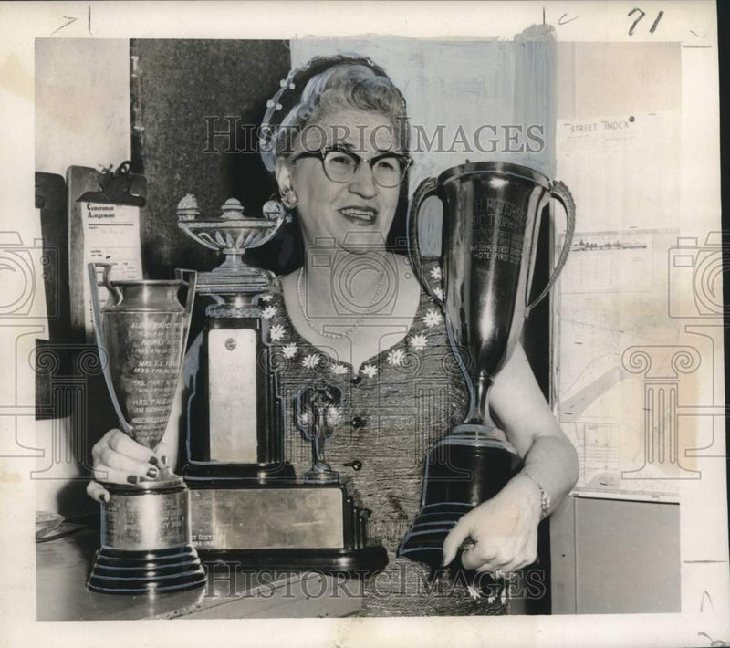 Load image into Gallery viewer, 1955 Press Photo Mrs. Ave Marie Gonzales holding her American Legion trophies
