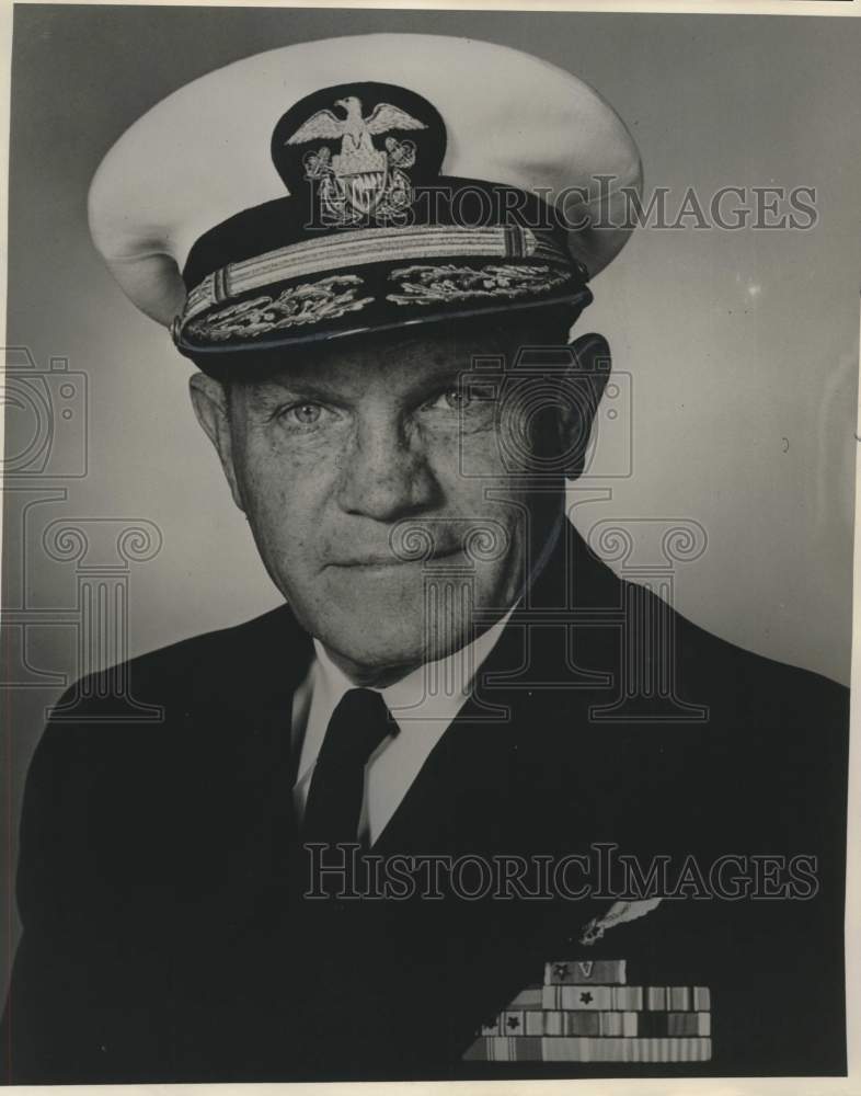 1957 Press Photo Vice-Admiral R.G. Goldthwaite, Pensacola Naval Air Station