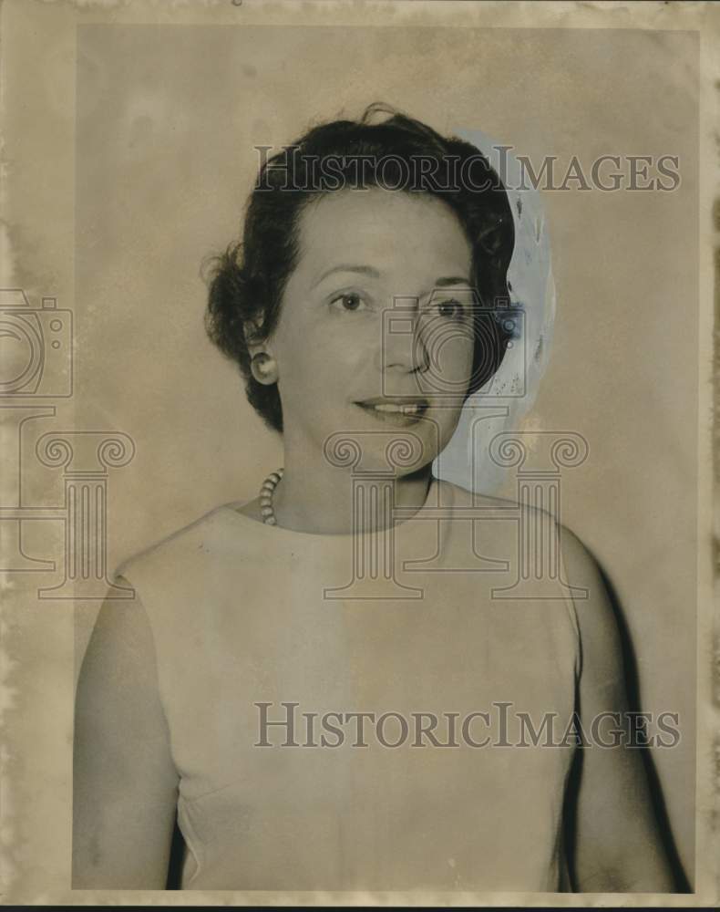1966 Press Photo Mrs. Allen L. Gunderson, President Xi Alpha Beta - noo23656