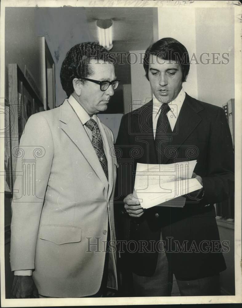 1972 Press Photo Louisiana Attorney General William J. Guste &amp; D.A .John Volz- Historic Images