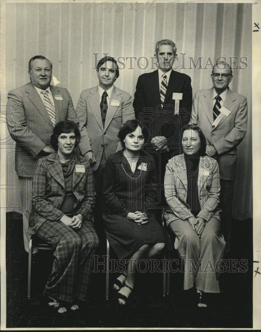1977 Press Photo Local Leader Honorees, Good Provider competition - noo23829- Historic Images