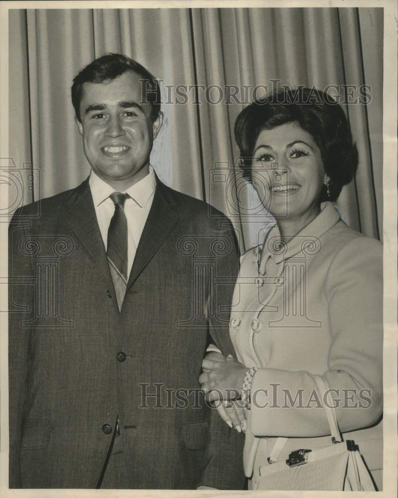 1965 Press Photo Terence Hawkins and Roberta Peters to star in &quot;Rigoletto&quot;- Historic Images