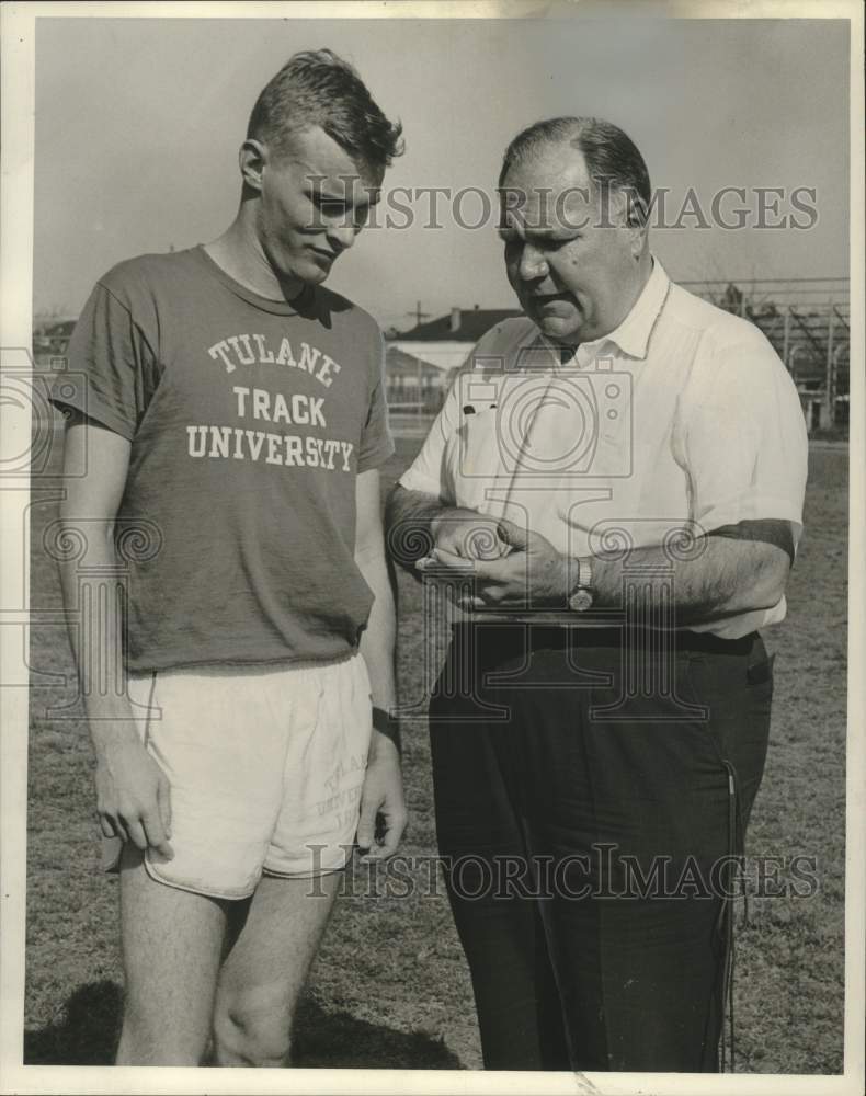 1968 Press Photo Tulane Track Broad Jumper Gary Groff &amp; Coach Johnny Oelkers- Historic Images