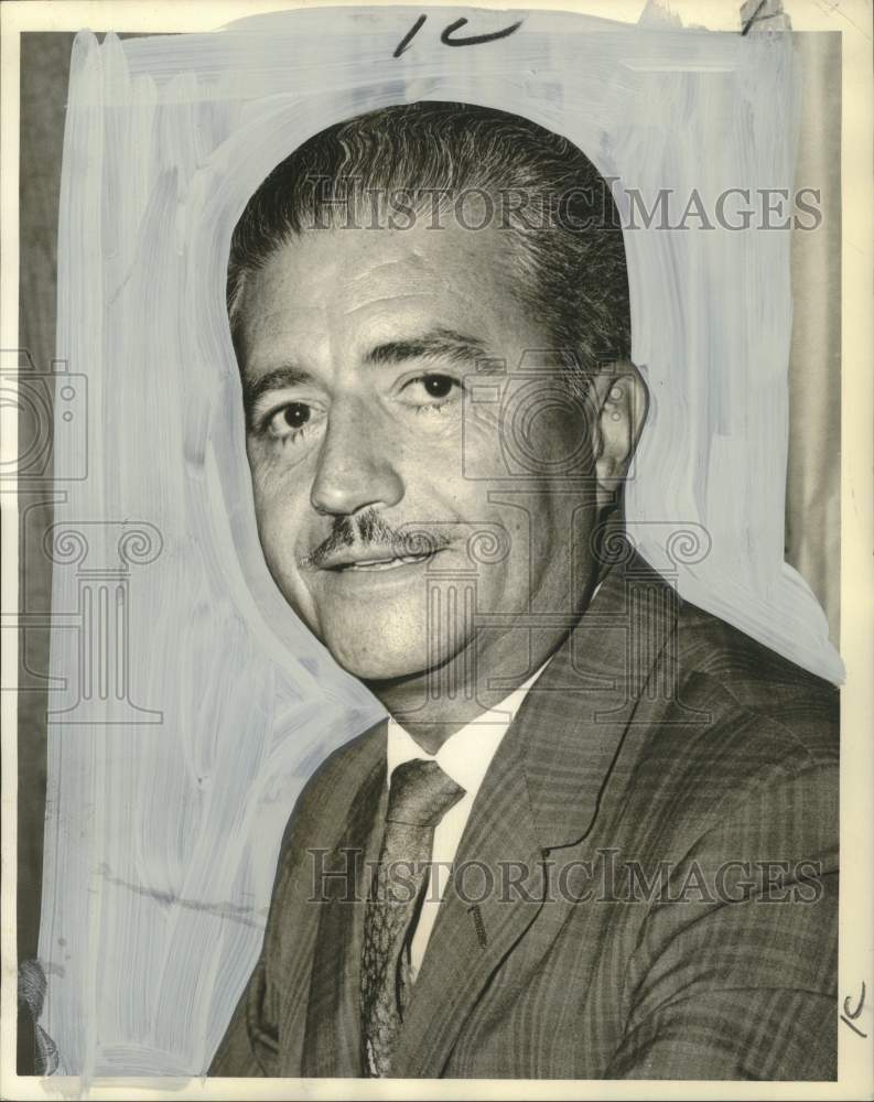 1966 Press Photo Home Builders Association Director Donate E. Guiza- Historic Images