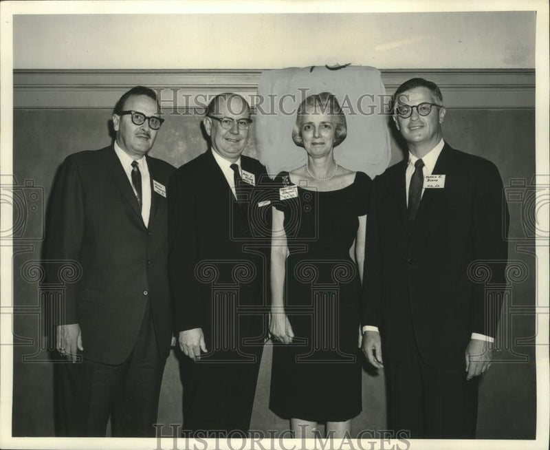 Load image into Gallery viewer, 1964 Press Photo Officers of the Jewish Children's Home Service New Orleans
