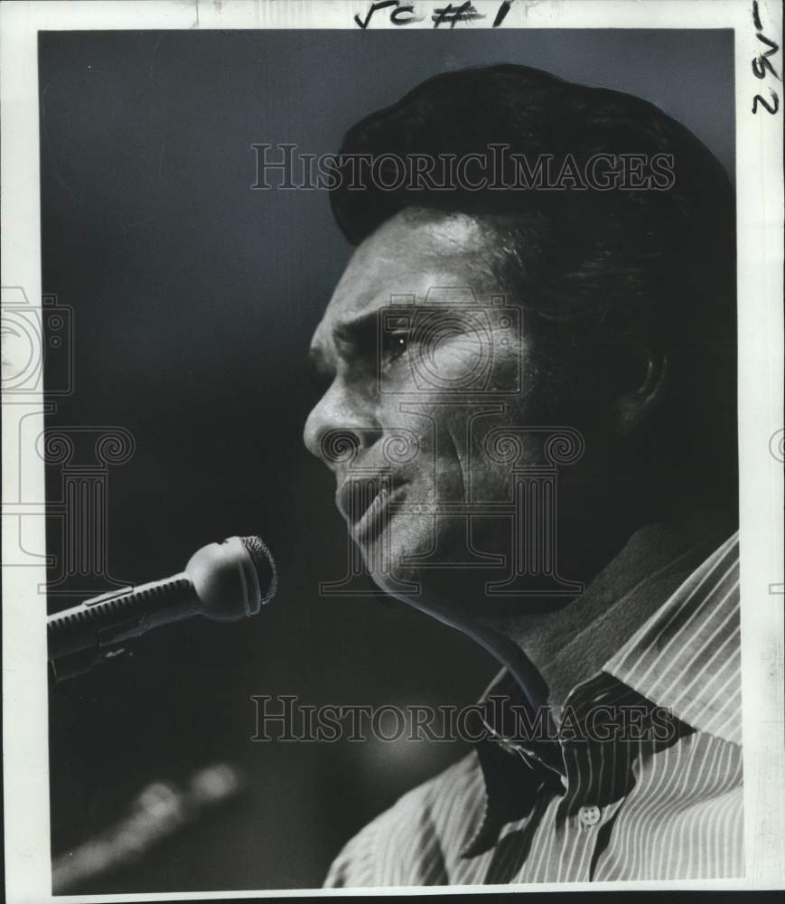 1971 Press Photo Merle Haggard, country singer- Historic Images