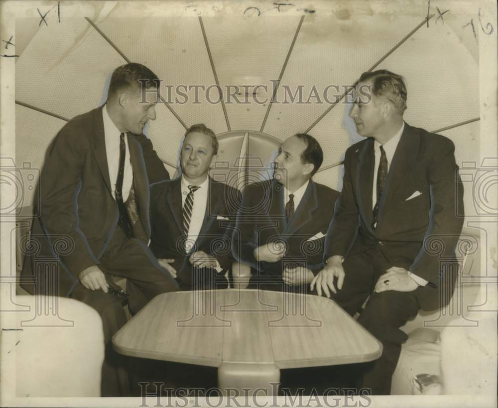 1956 Press Photo New Orleans traffic and city officials in &quot;Golden Falcon&quot; plane