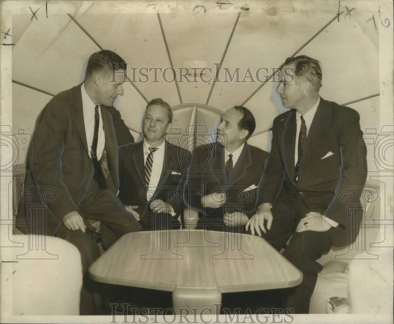 Load image into Gallery viewer, 1956 Press Photo New Orleans traffic and city officials in "Golden Falcon" plane
