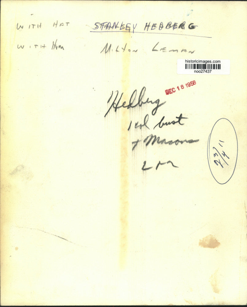 1958 Press Photo Stanley Hedberg Passes Gavel to Milton Leman, Masons