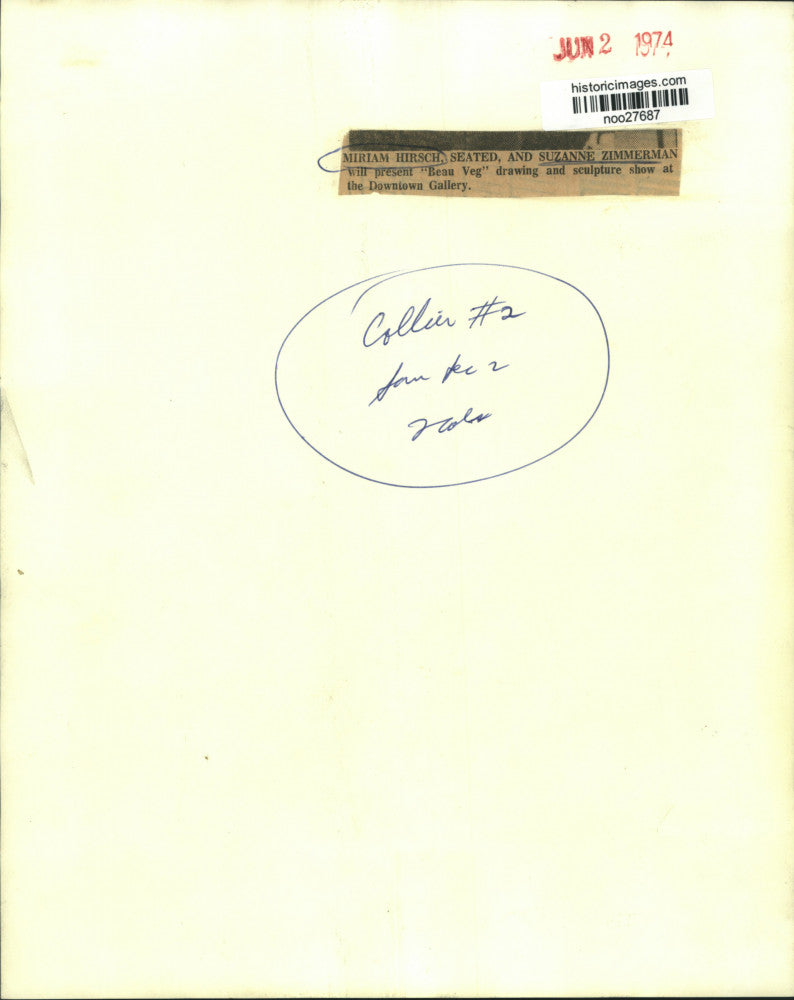 1974 Press Photo Miriam Hirsch & Suzanne Zimmerman at drawing & sculpture show