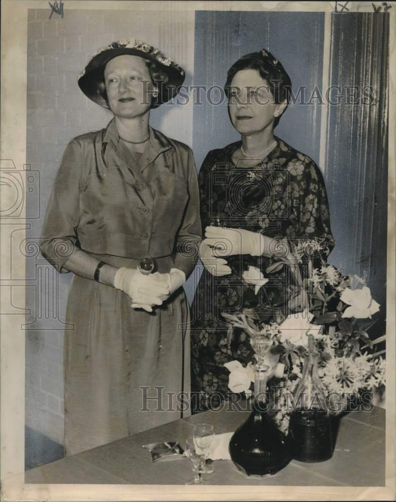 1959 Press Photo Mrs. Alva John Grath &amp; Mrs. E. Kirby Newburger- Women&#39;s Group- Historic Images